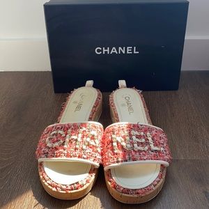 Chanel pink slides